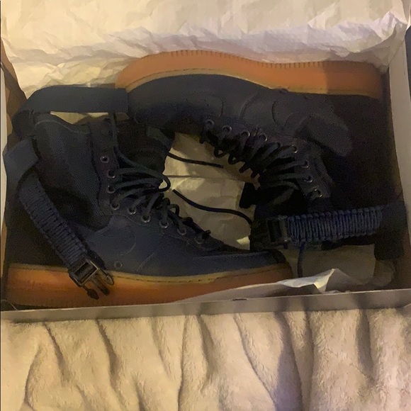 Nike AF1 - Picture 8 of 8